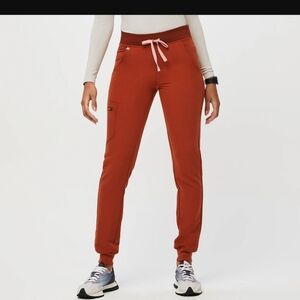 Auburn Zamora™ - Petite Jogger Scrub Pants